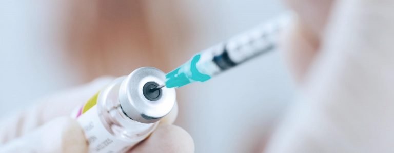 Вакцинация от COVID-19 в Украине: когда начнется и насколько будет безопасной? (пресс-конференция)