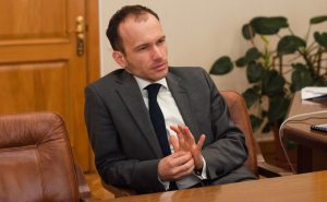 Заказ на развал: тайная миссия министра Малюська