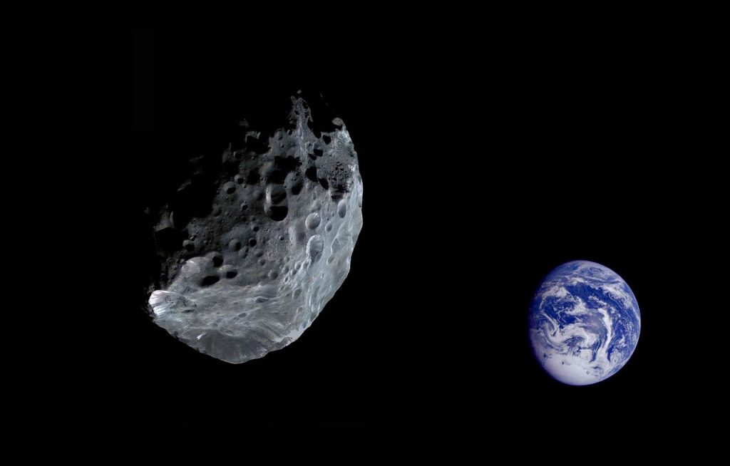 К Земле мчится астероид в пять больше киевской «Родины-мать»