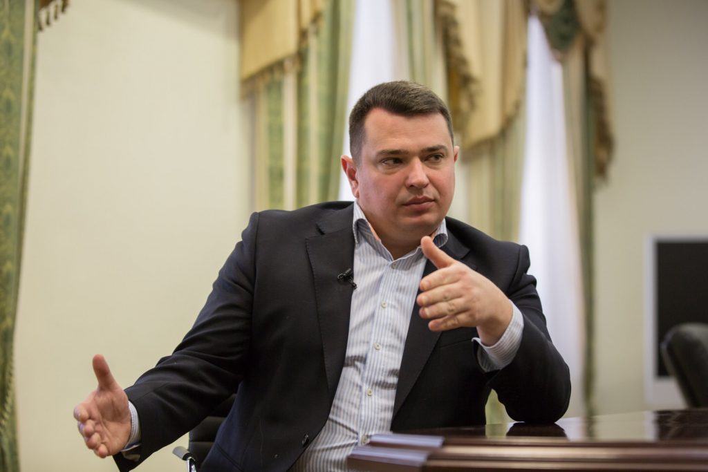Зеленский решил оставить Сытника главой НАБУ из-за кредита МВФ – эксперт