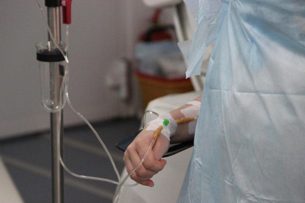В Киеве в больнице повесилась 78-летняя женщина с коронавирусом