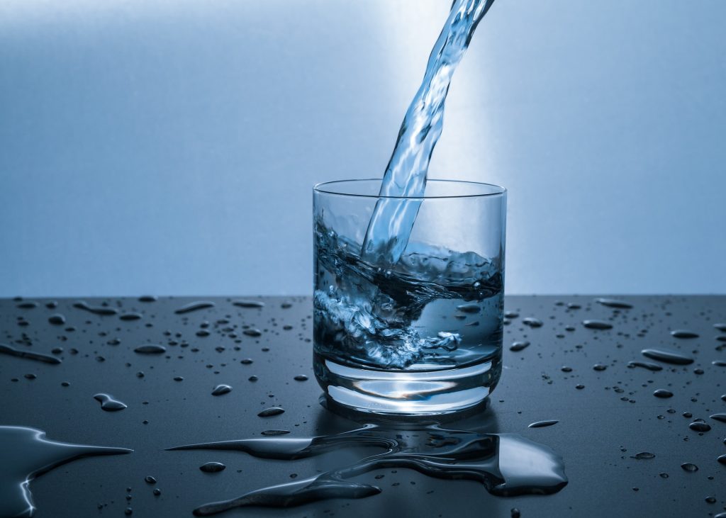 При правильном потреблении воды можно продлить жизнь