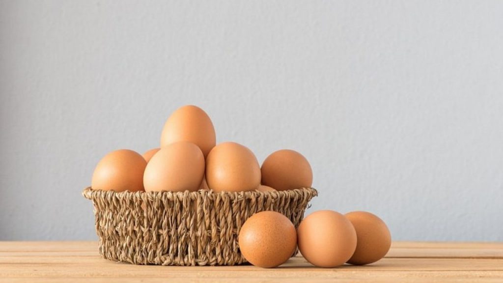 Диетологи рассказали о вреде яиц