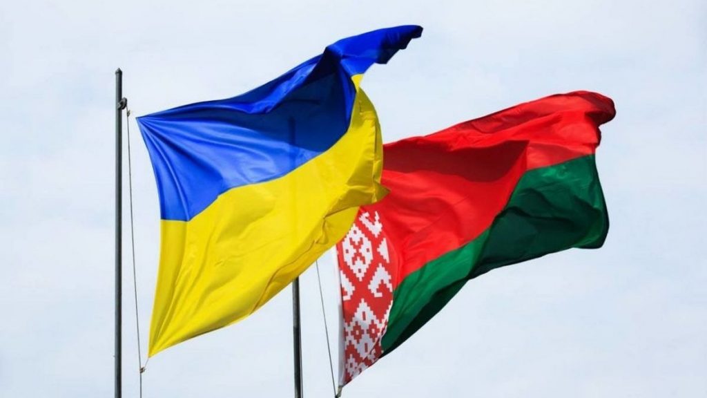 Ухудшение отношений между Украиной и Беларусью чревато отказом в переговорной площадке в Минске – эксперт