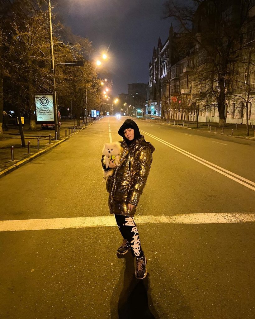 Дочь Оли Поляковой показала модный зимний образ