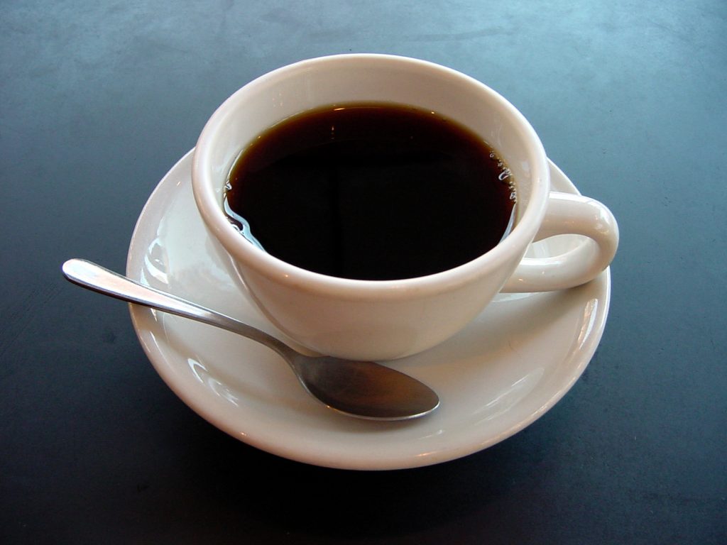 Диетолог сравнила воздействие чая и кофе на организм