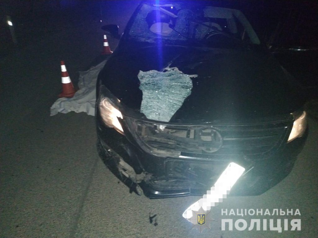 На Закарпатье водитель Volkswagen сбил женщину