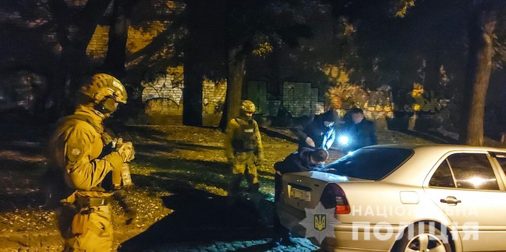 Банда таксистов из Николаева приторговывала наркотиками