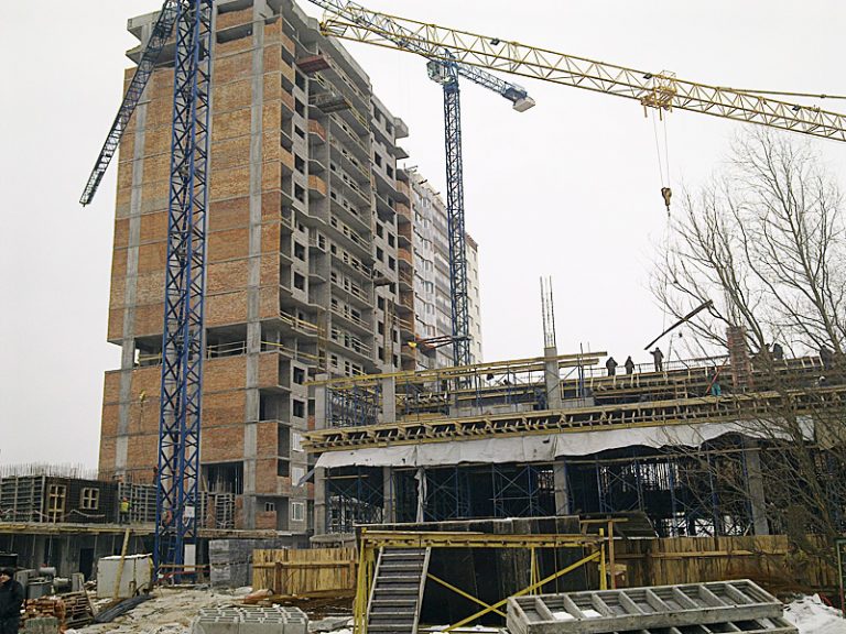 В Киеве возобновили продажи квартир 80% жилых комплексов