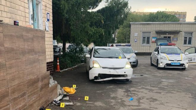 Майор, сбивший курсанток в Киеве, отказался платить за лечение