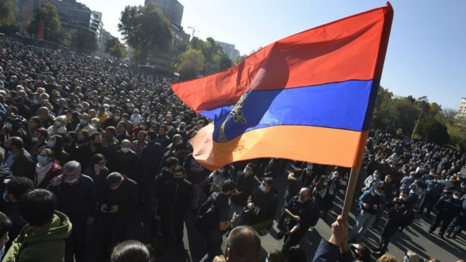 Антиправительственные протесты в Ереване: начались задержания