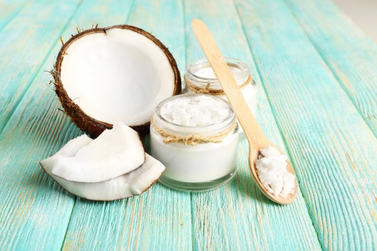 «Чистый яд»: ученые высказались о пользе кокосового масла