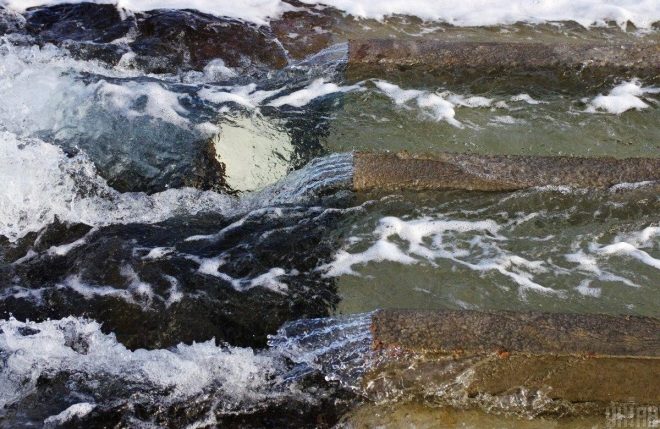 В обмелевший лиман в Одесской области начали закачивать воду из Черного моря