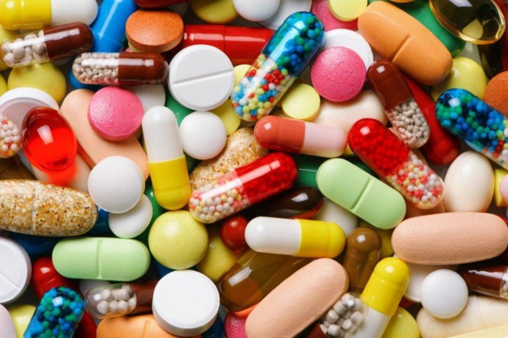 Украина закупит лекарства от COVID-19, которые не рекомендует ВОЗ