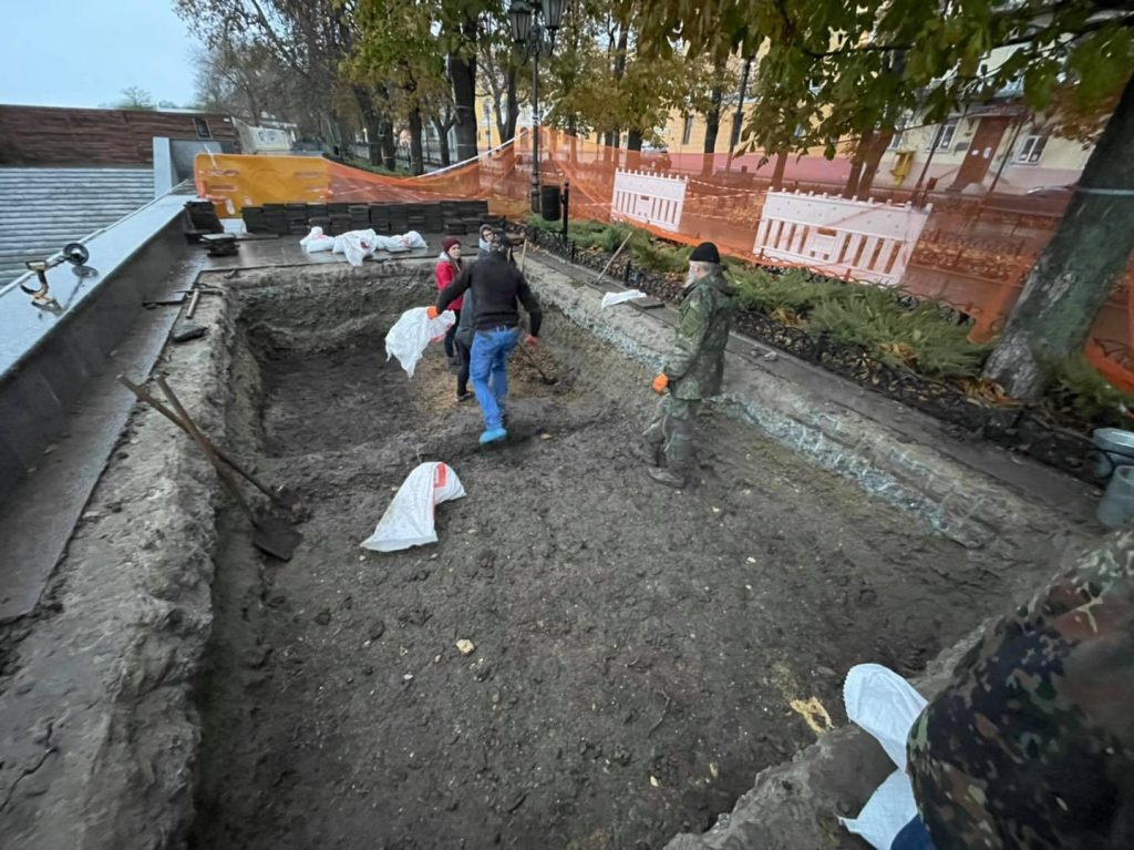 В Одессе археологи нашли монету, которой 700 лет