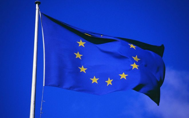 Евросоюз не сможет выделить Украине 3 млрд евро, обещанные Еврокомиссией в мае