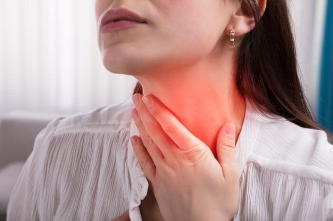 Боль в горле может быть симптомом рака – врач