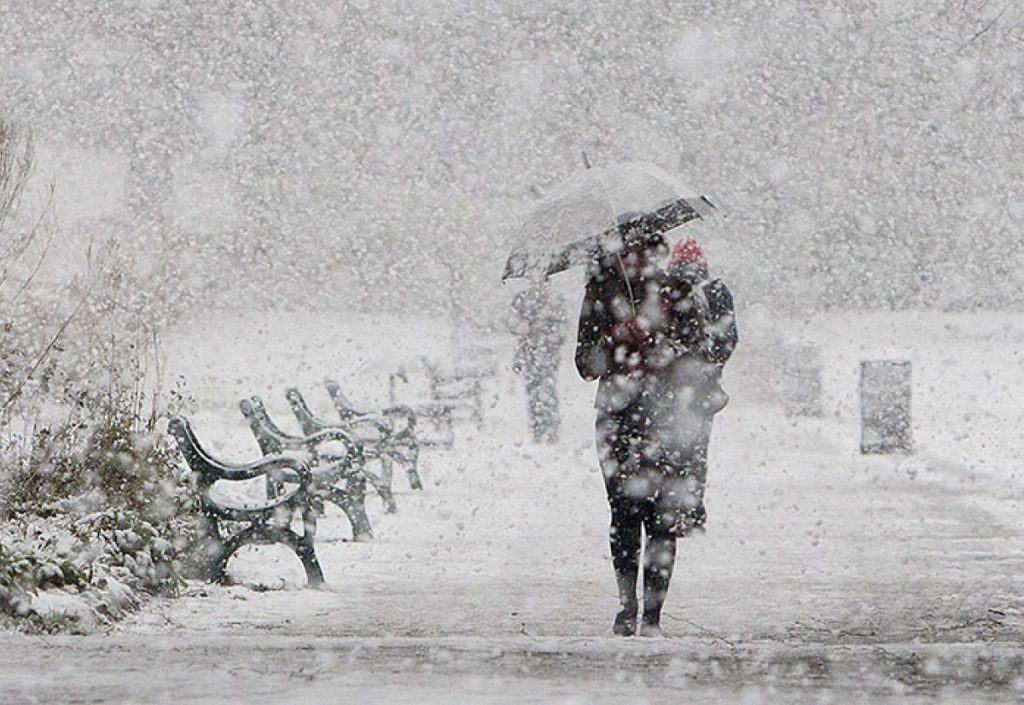 Сегодня Киев накроет мощным снегопадом
