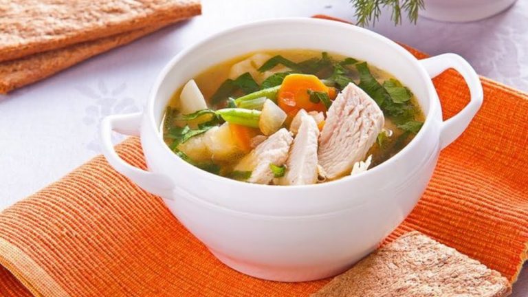 Суп, чеснок, индейка: что нужно зимой для здоровья