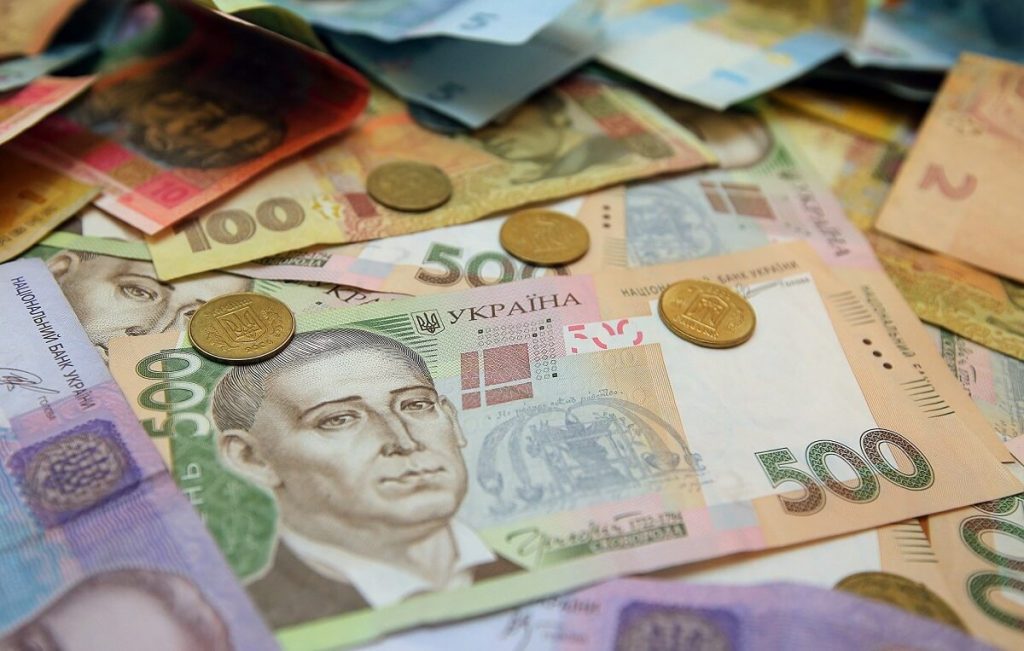 Украинскую экономику сажают на денежный голод – эксперт