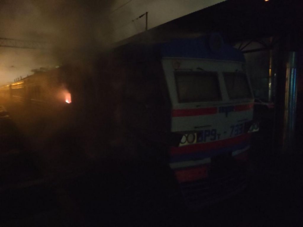 В новогоднюю ночь под Одессой горела электричка