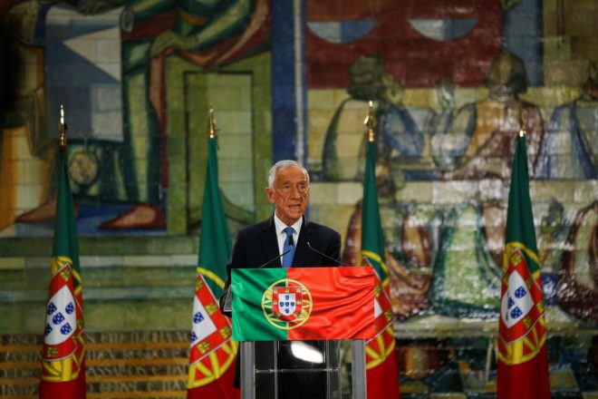 Действующий президент Португалии побеждает на выборах