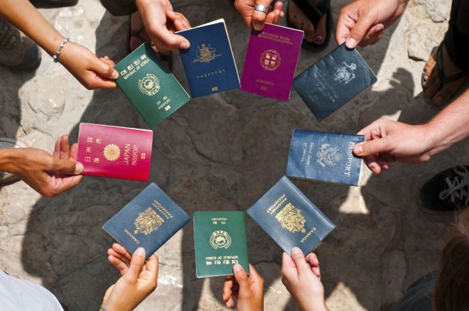 Эксперт рассказал, когда в Украине разрешат двойное гражданство