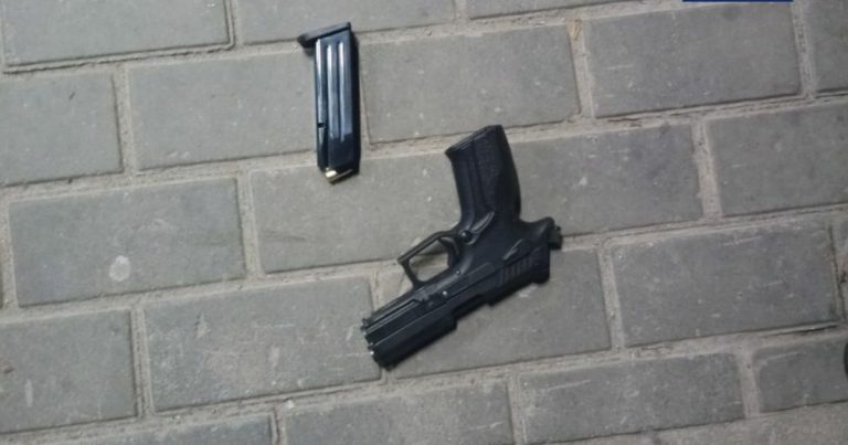 На Киевщине мужчина устроил стрельбу под магазином