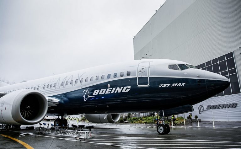 Канада сняла запрет на полеты скандального Boeing 737 MAX