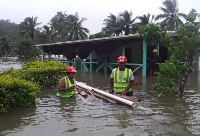 На Фиджи обрушился тропический циклон, есть жертвы