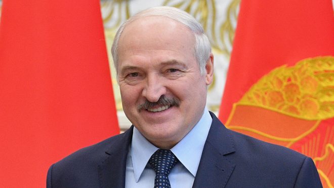 Лукашенко призвал граждан Беларуси задуматься о будущем