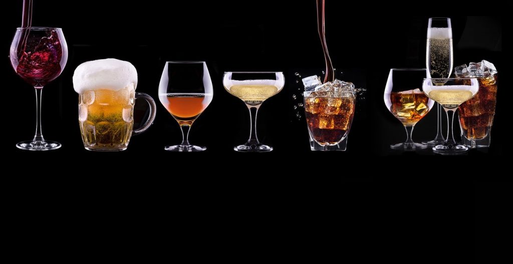 Нутрициолог развенчал миф об алкоголе и ЗОЖ