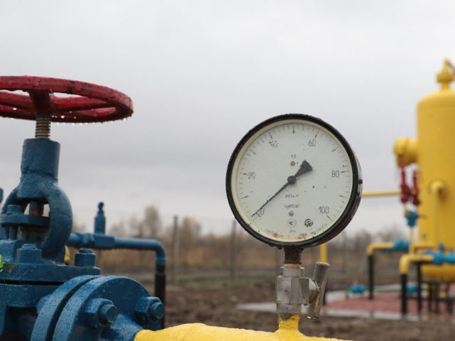 Госрегулирование цены на газ создает финансовые проблемы для поставщиков услуг – эксперт
