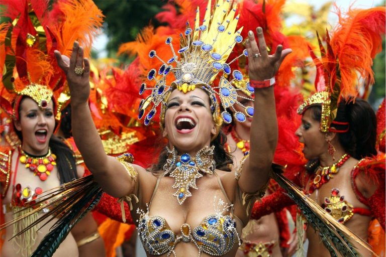 Из-за пандемии в Рио-де-Жанейро отменили карнавал