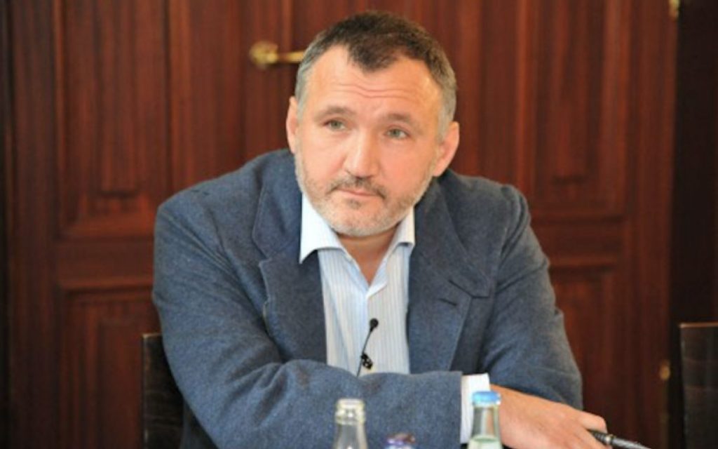 Кузьмин: Медведчук по сути своей выполняет роль Президента