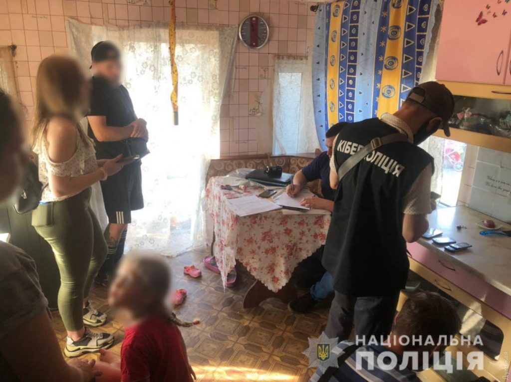 В Одесской области разоблачили мошенницу, продающую несуществующие детские товары