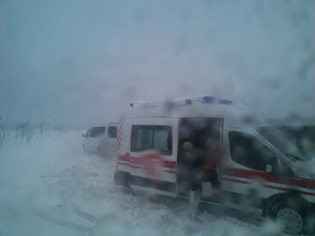 «Скорая» застряла в снегу: в Одессе роженица потеряла ребенка
