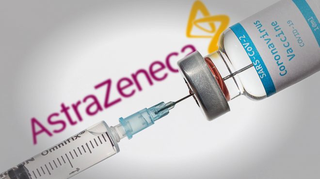 Степанов рассказал о пересмотре использования вакцины AstraZeneca