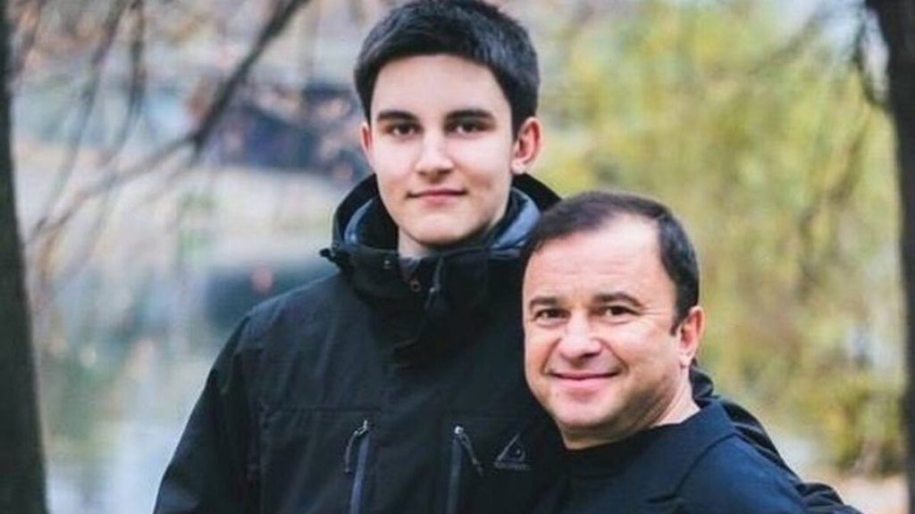 Виктор Павлик выпустил песню в память о сыне, умершем от рака
