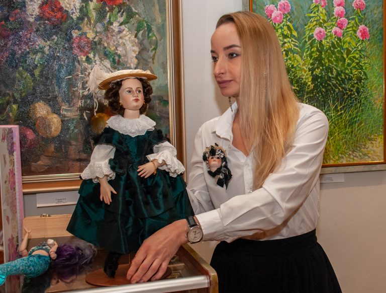 В Харькове проходит выставка кукол