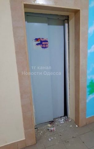 В Одессе оборвался лифт с пассажирами ФОТО