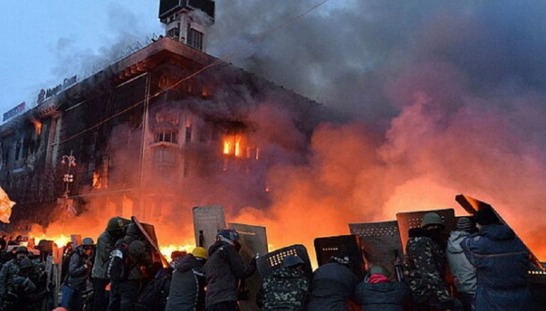 Верховный Суд отменил оправдательный приговор экс-&#171;беркутовцу&#187;, который пытал активистов Майдана