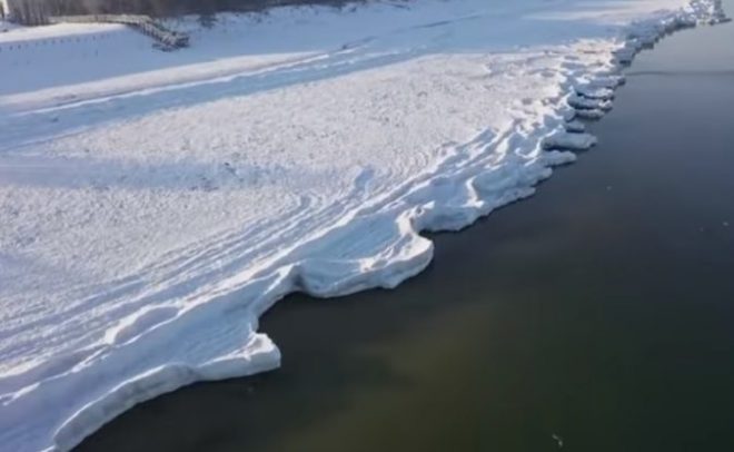 Впервые за 25 лет замерзло побережье Балтийского моря