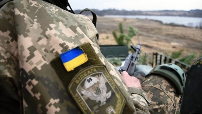 «Перемирие рассыпается»: куда ведет эскалация на Донбассе