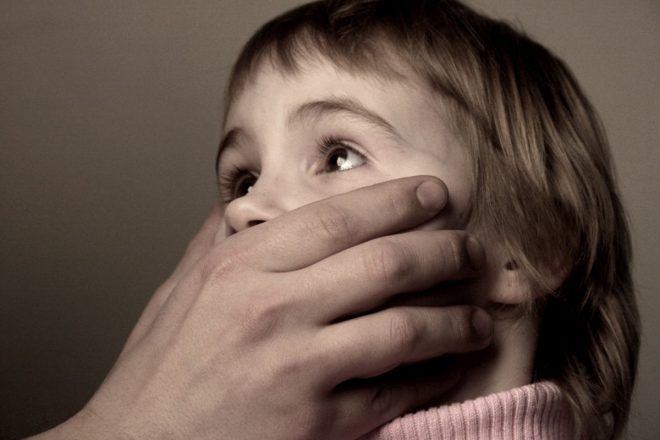 Житель Киевщины подозревается в развращении 5-летней девочки