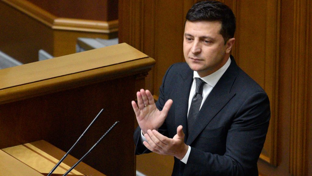 57% украинцев против выдвижения Зеленского на второй срок