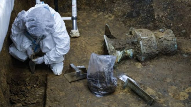 При раскопках в Китае обнаружили уникальные артефакты