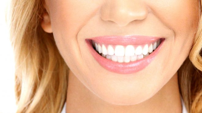 Ученые выяснили причину чувствительности зубов на холод