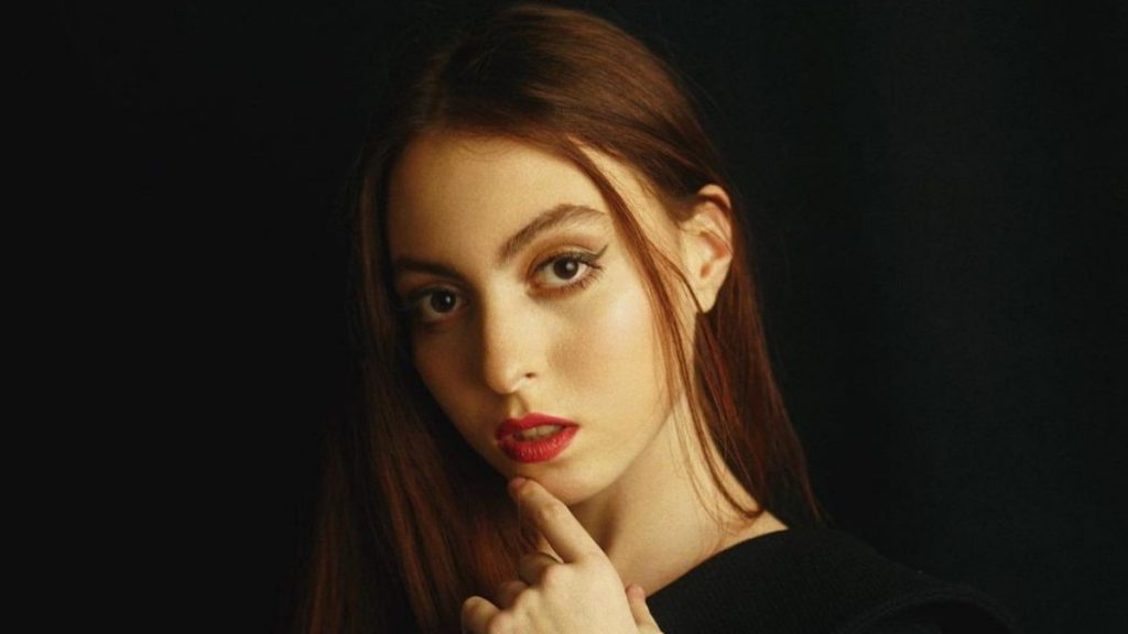 16-летняя дочь Оли Поляковой показала «взрослое» фото