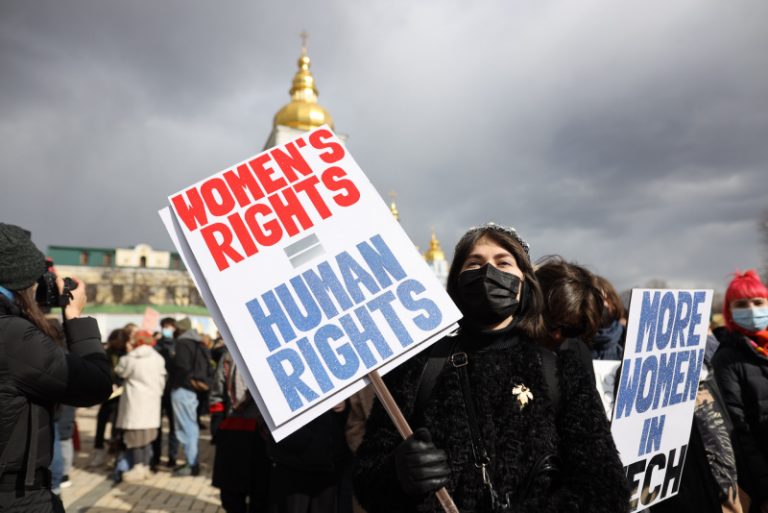 В Киеве завершился марш за права женщин: нарушений не было